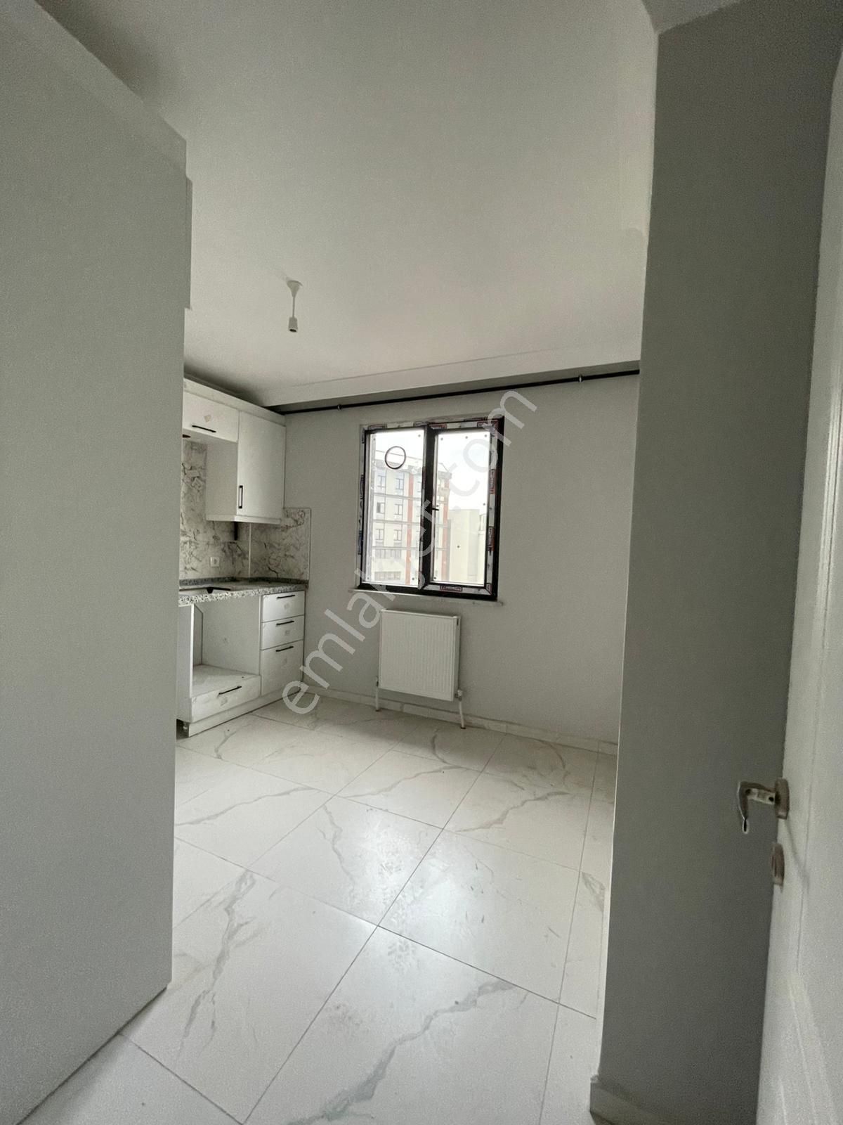 Sultanbeyli Akşemsettin Mah. Sıfır Bina 4+1 Çatı Dubleks - Görsel 12