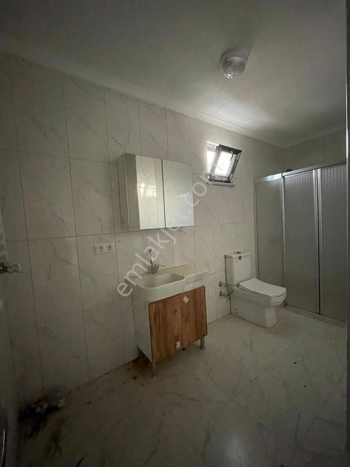 Sultanbeyli Akşemsettin Mah. Sıfır Bina 4+1 Çatı Dubleks - Görsel 26