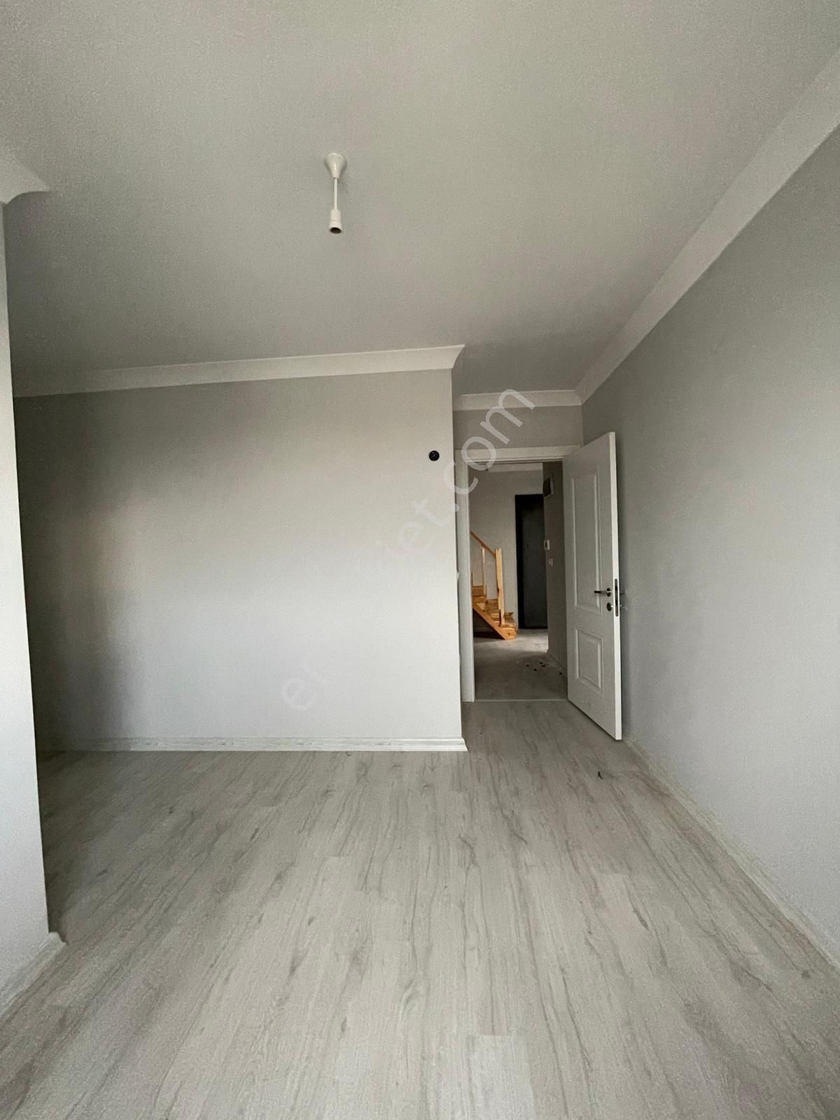 Sultanbeyli Akşemsettin Mah. Sıfır Bina 4+1 Çatı Dubleks - Görsel 21