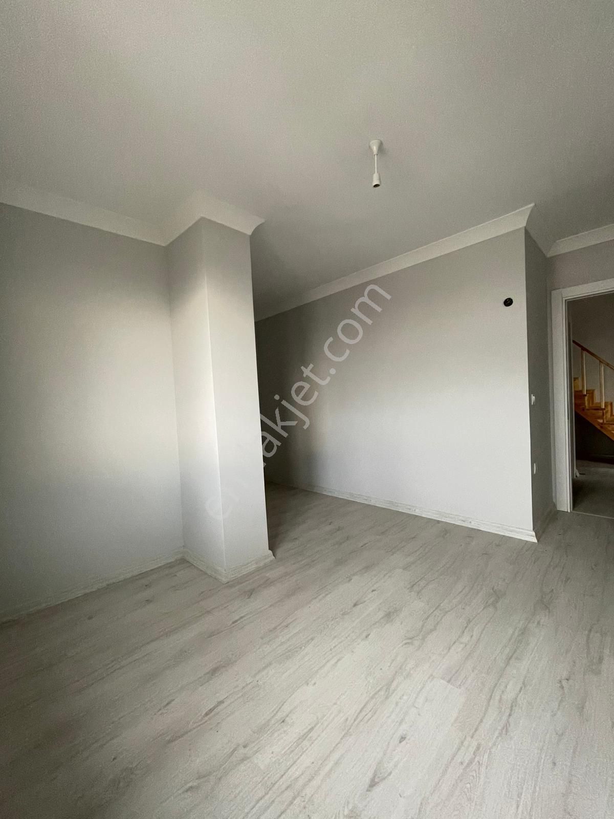 Sultanbeyli Akşemsettin Mah. Sıfır Bina 4+1 Çatı Dubleks - Görsel 20