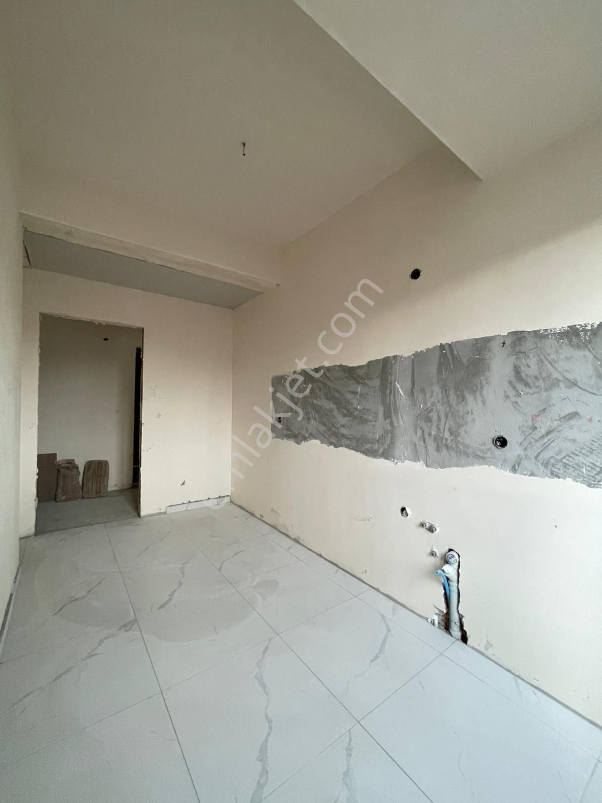 Sultanbeyli Bosna Bulvarına Köşe Sıfır Bina 4+1 Çatı Dubleks - Görsel 15