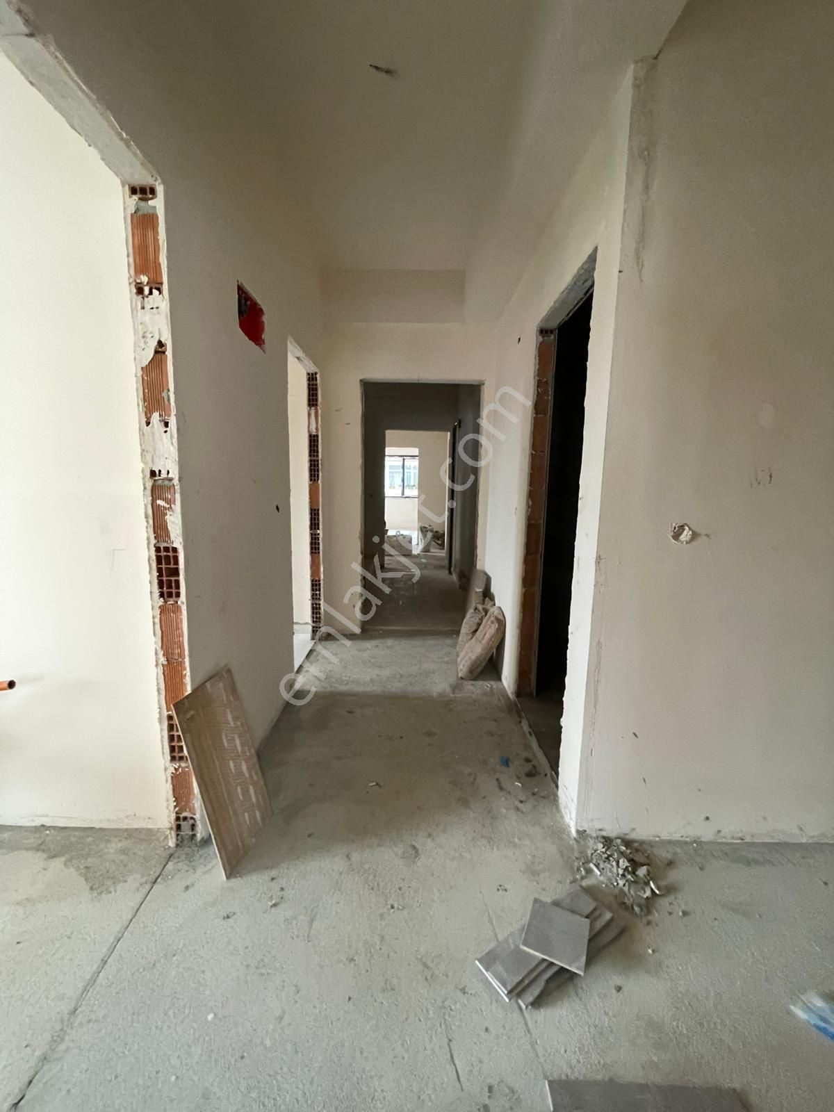 Sultanbeyli Bosna Bulvarına Köşe Sıfır Bina 4+1 Çatı Dubleks - Görsel 7