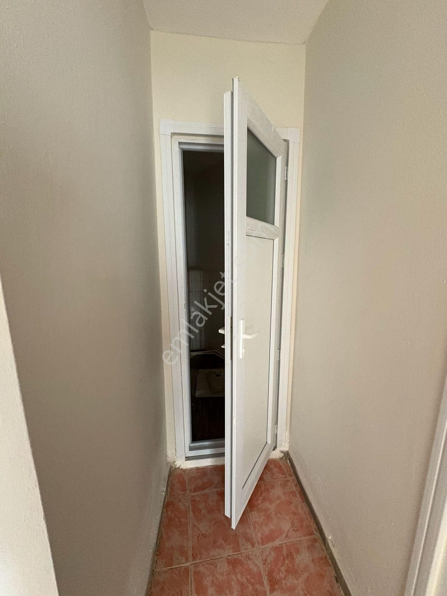 Pendik Marmaray'a Yakın Kiralık Geniş 2+1 Daire - Görsel 14