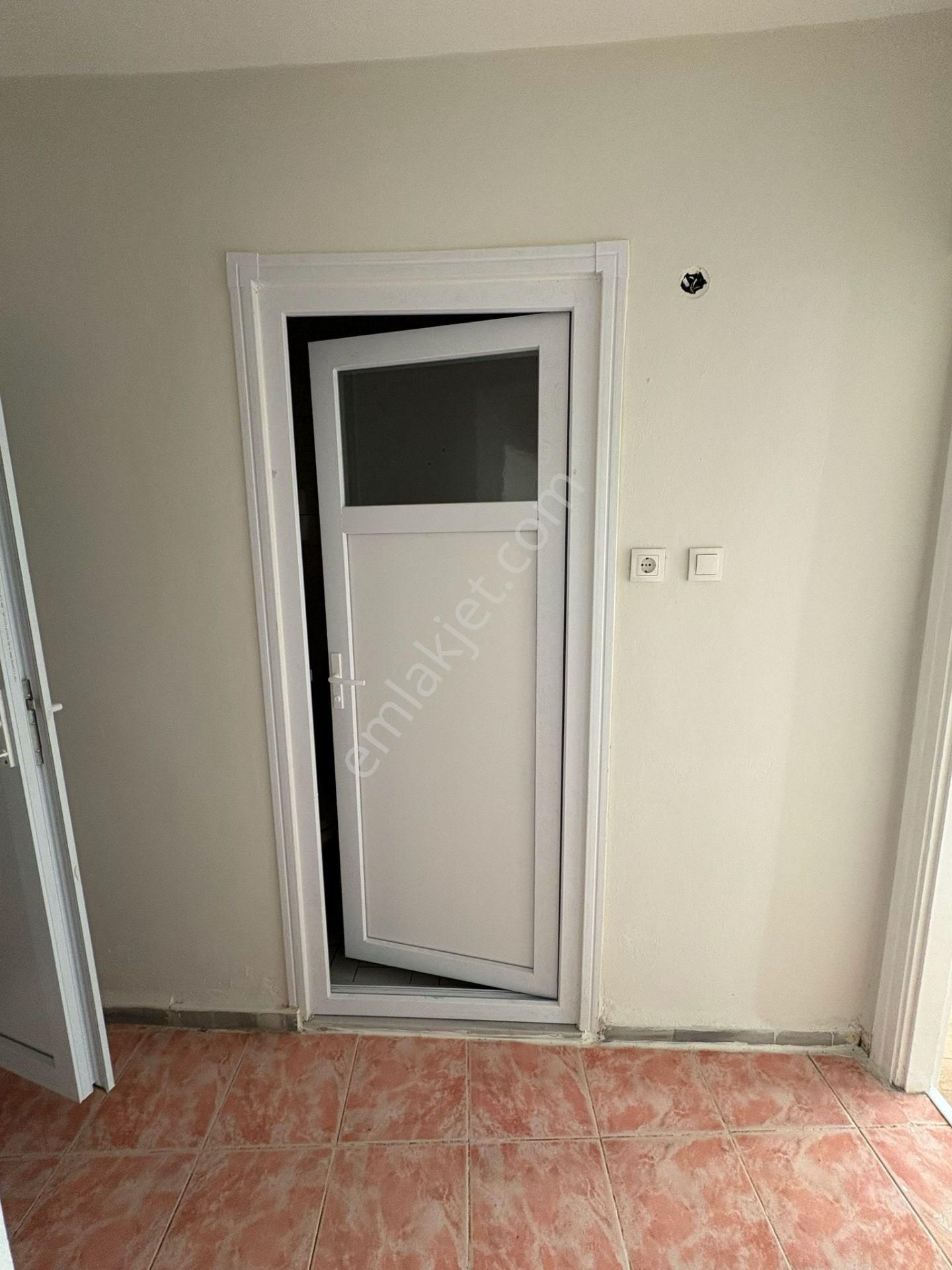 Pendik Marmaray'a Yakın Kiralık Geniş 2+1 Daire - Görsel 13