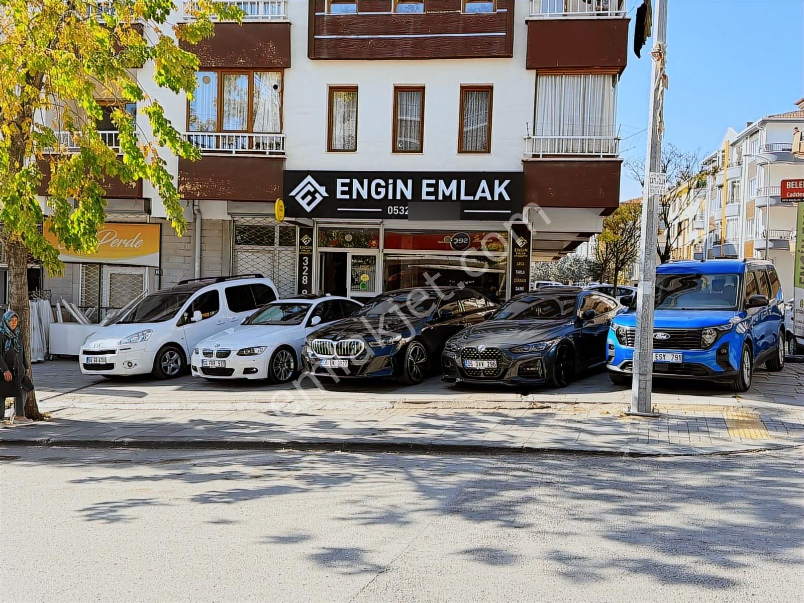 Engin Emlak'tan Manzarlı 4+1 Site İçerisin'de G.odalı Daire - Görsel 32