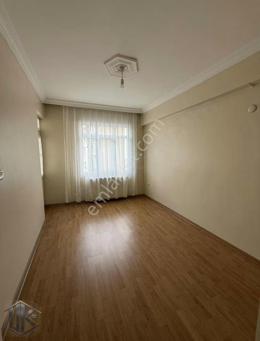 Yunus Emre Mah. 1. Kat 2+1 90 M² Merkezi Konumda Satılık Daire - Görsel 4