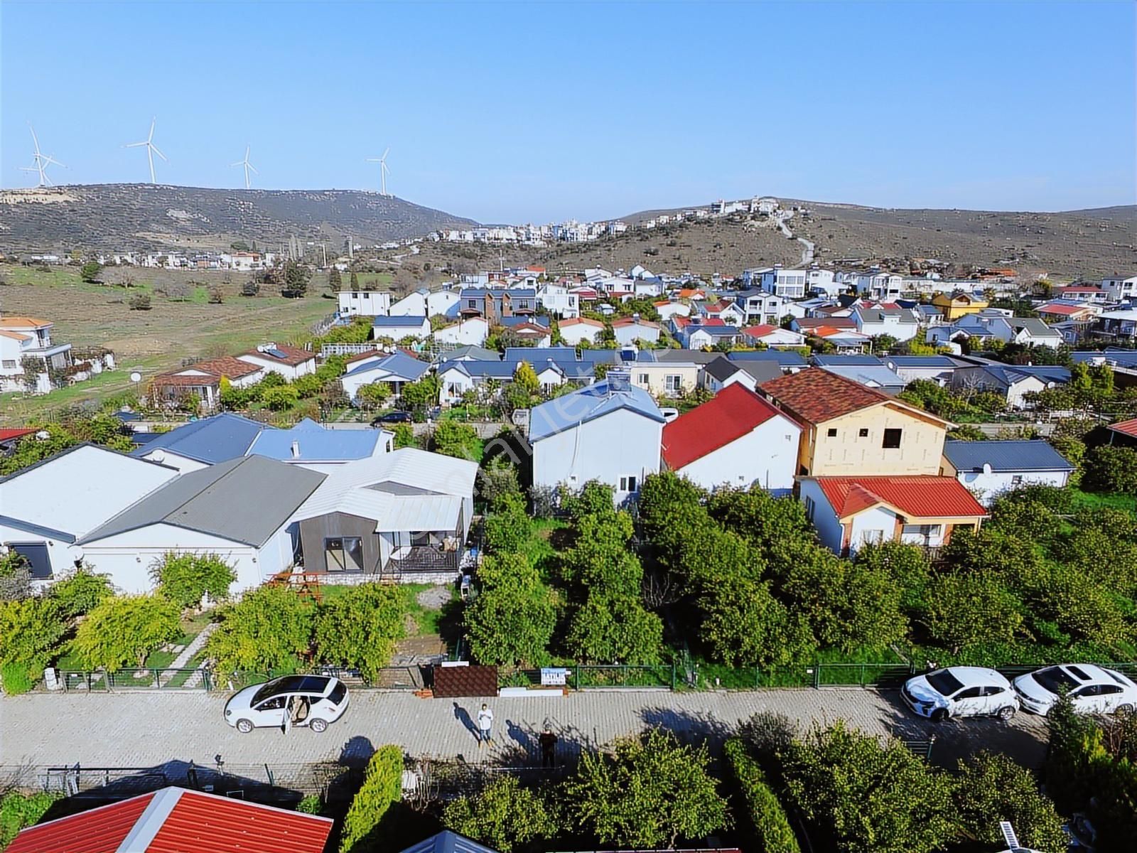 Sıgacık Kale İçine 5dk Mesafesinde Site İçinde Elektirik Su Var - Görsel 2