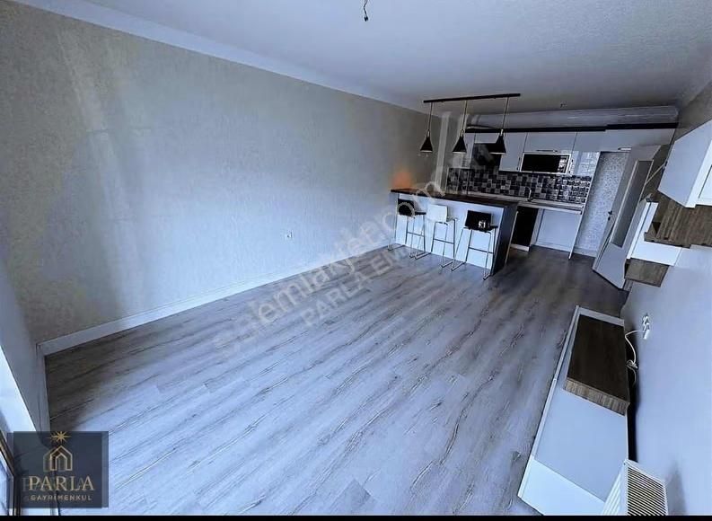 Parla Emlak'tan Dalgıç Rezidans'ta Satılık Daire 9.kat/80m2/1+1 - Görsel 6