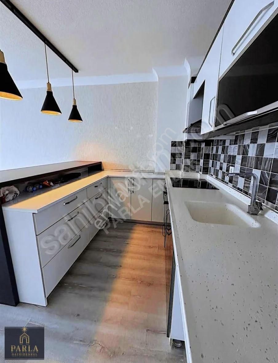 Parla Emlak'tan Dalgıç Rezidans'ta Satılık Daire 9.kat/80m2/1+1 - Görsel 12