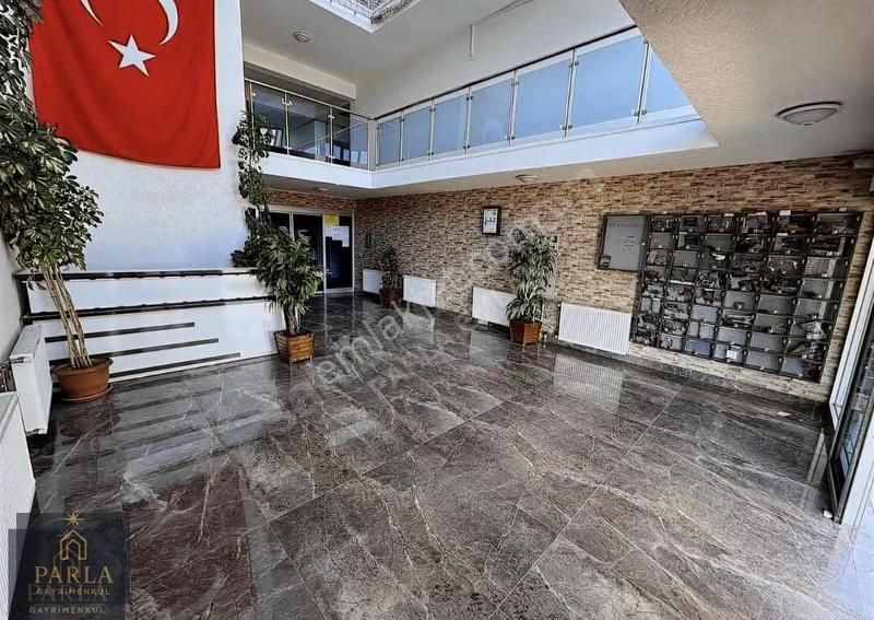 Parla Emlak'tan Dalgıç Rezidans'ta Satılık Daire 9.kat/80m2/1+1 - Görsel 4