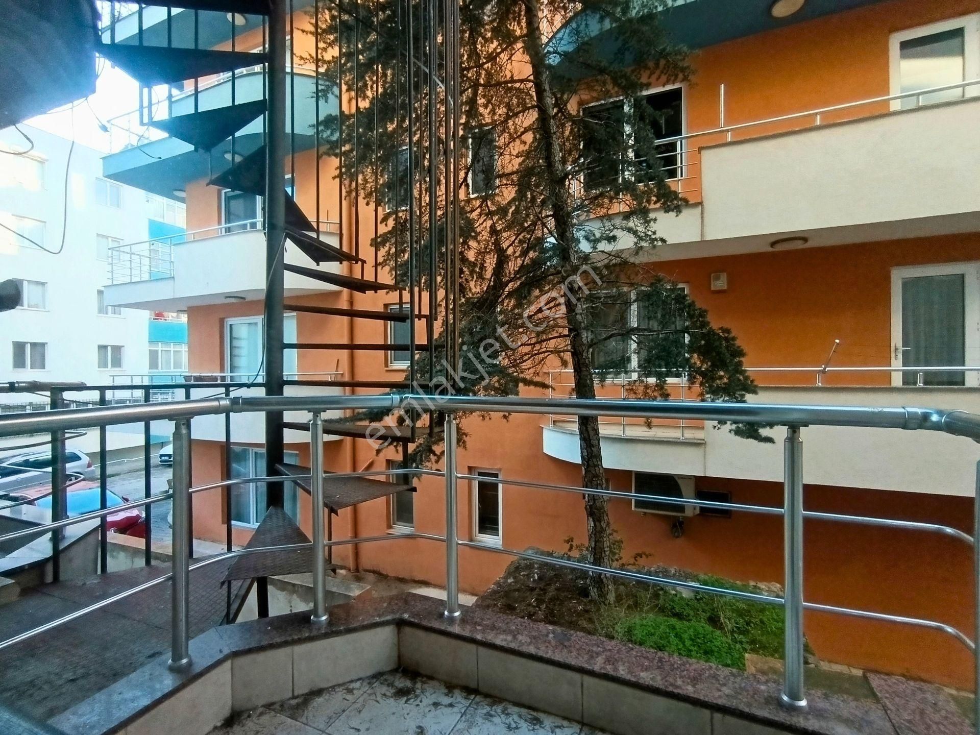 Çanakkale Cevatpaşa Kordona Yürüme Mesafesinde 3+1 Kiralık Daire - Görsel 20