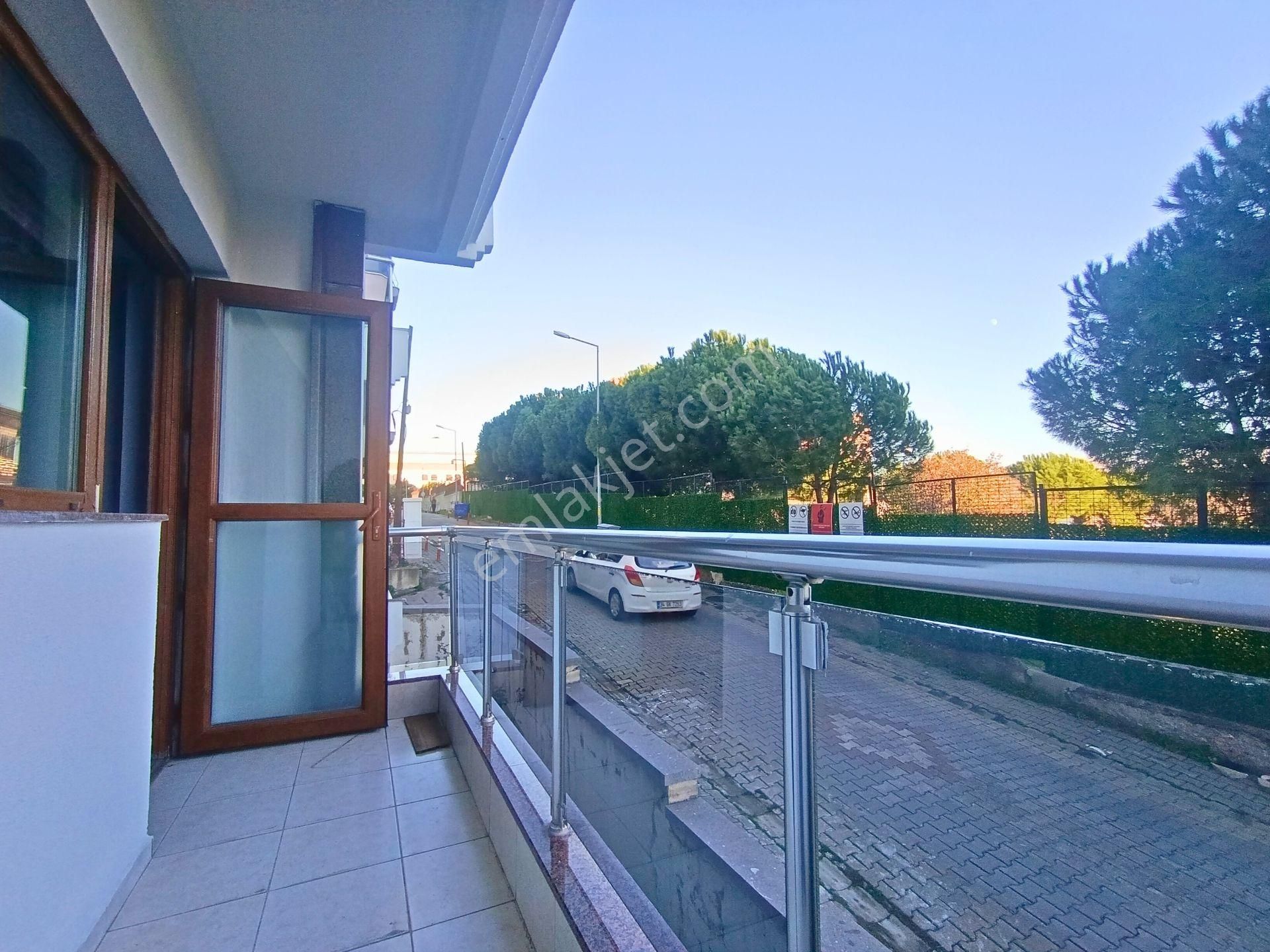 Çanakkale Cevatpaşa Kordona Yürüme Mesafesinde 3+1 Kiralık Daire - Görsel 4