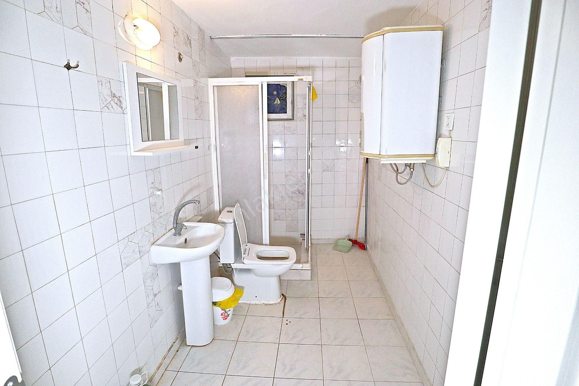 Behçet Uz Parkına Mithatpaşa Caddesine Yakın Kiralık Daire - Görsel 12