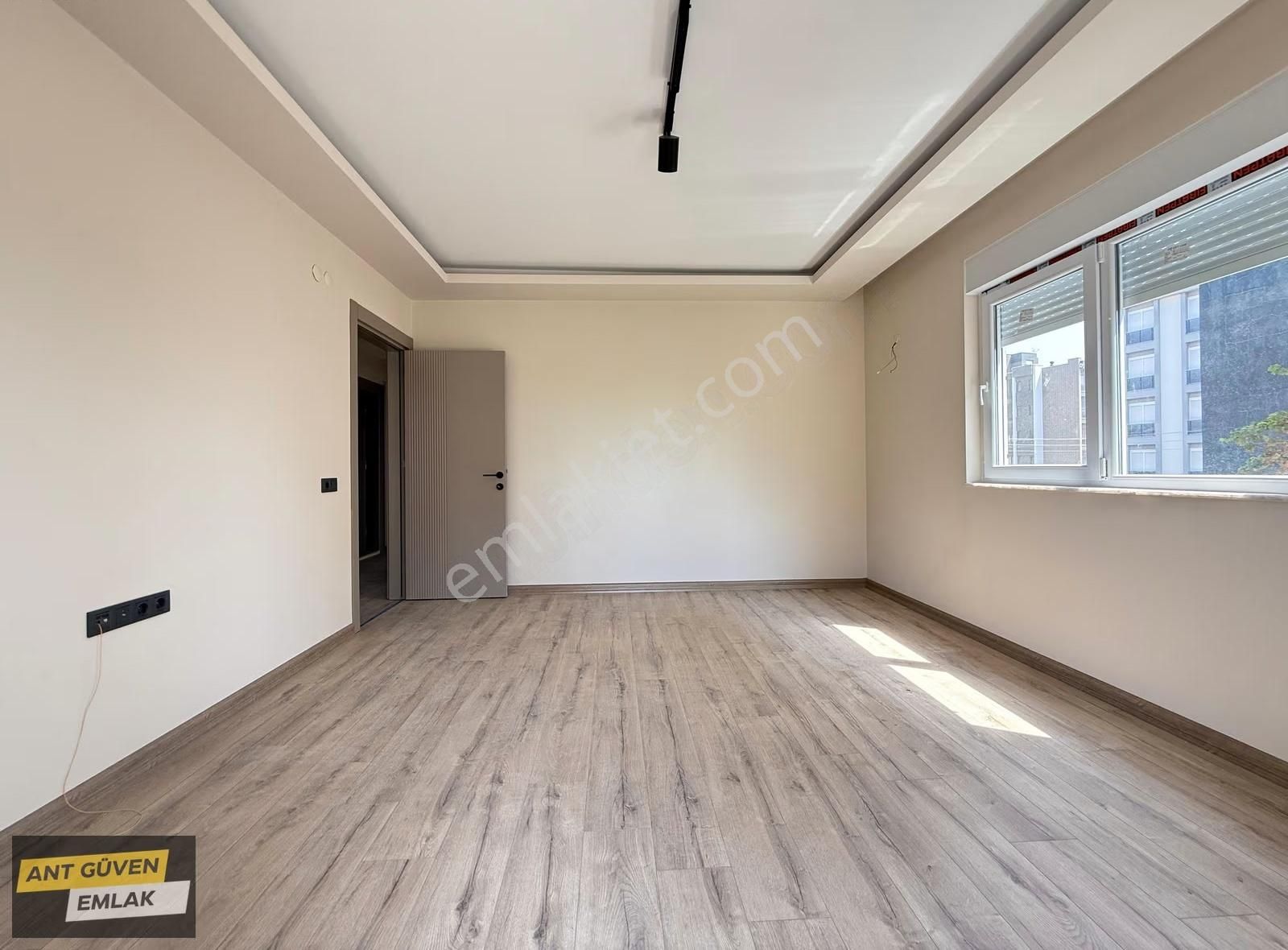 Bahçeyaka'da Merkezi Konumda 2+1 Sıfır Asansörlü Daire - Görsel 4