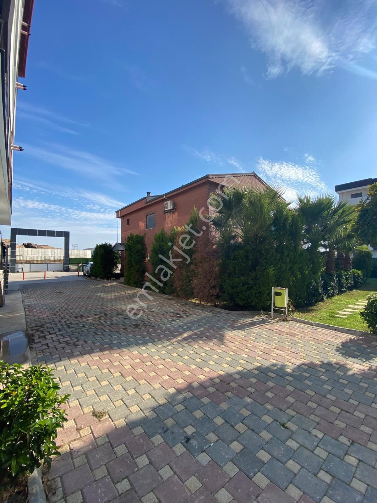 Ayrancılar İnönü Mahallesi’nde Havuzu Sitede 2 + 1 Doğalgazlı Havuz Cepheli Kiralık Daire - Görsel 27