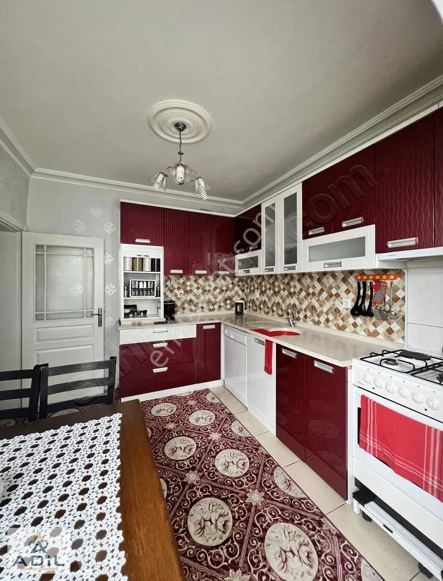 Havalojmanları Mevkiin'de 3+1 Bakımlı Arakat Daire - Görsel 13