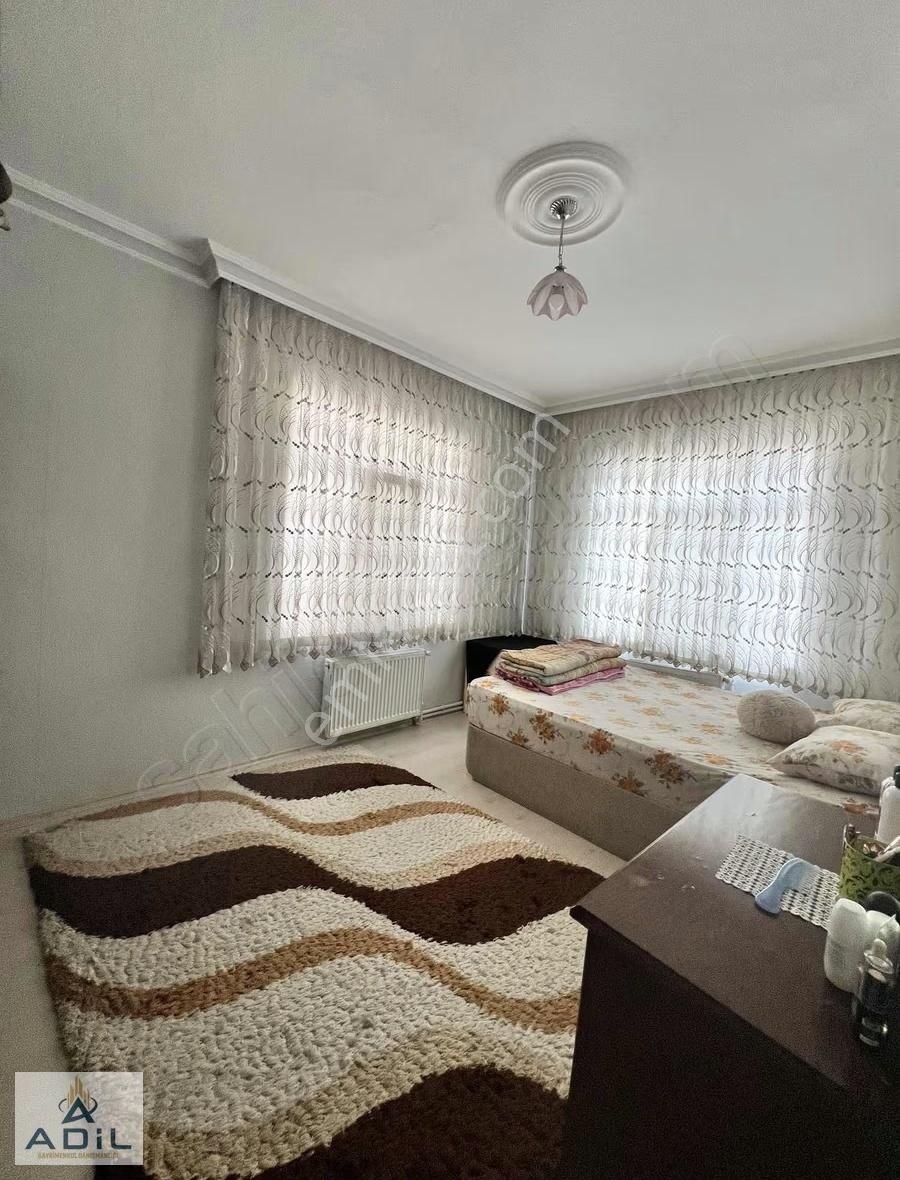 Havalojmanları Mevkiin'de 3+1 Bakımlı Arakat Daire - Görsel 12