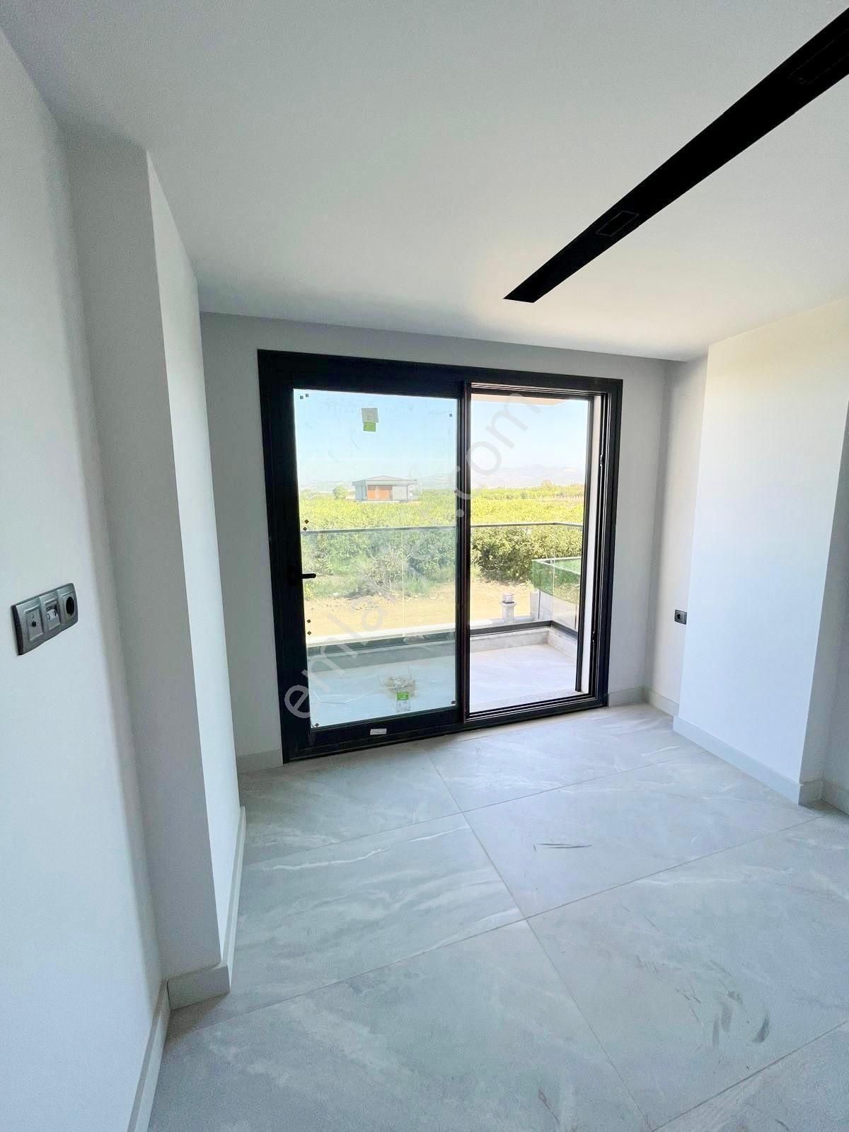 Kuşadası Güzelçamlı Satılık 3+1 Villa - Görsel 9