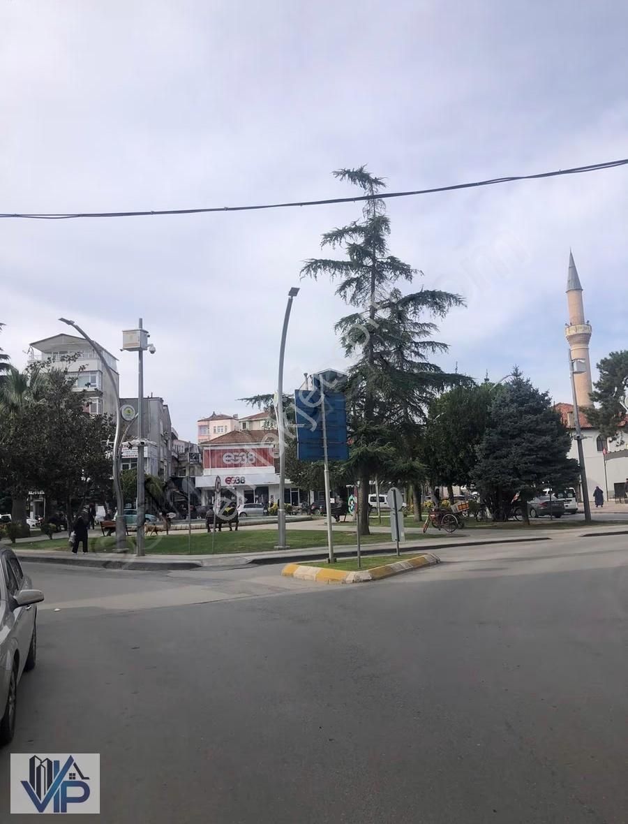 Bafra Vıp Gym'den Cumhuriyet Meydanında Satılık 2+0 Ofis - Görsel 15