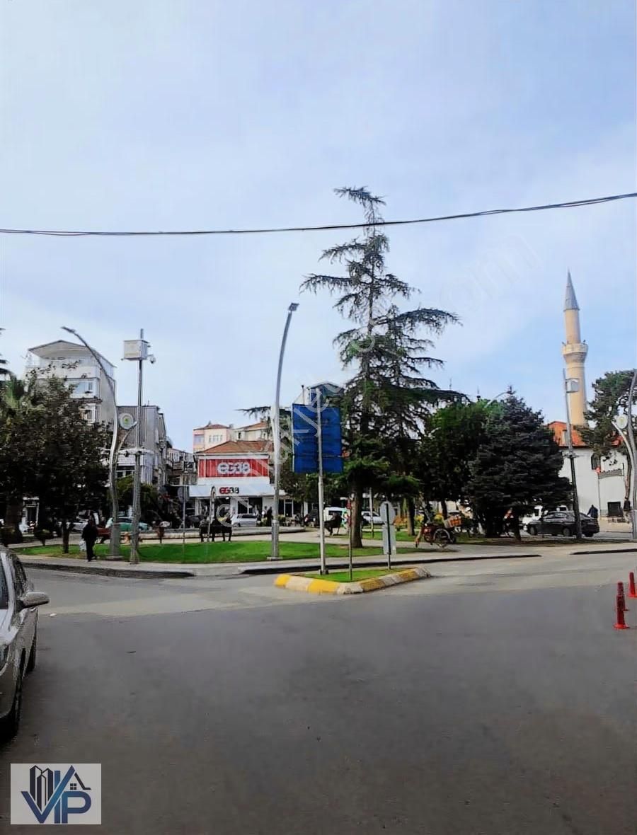 Bafra Vıp Gym'den Cumhuriyet Meydanında Satılık 2+0 Ofis - Görsel 7