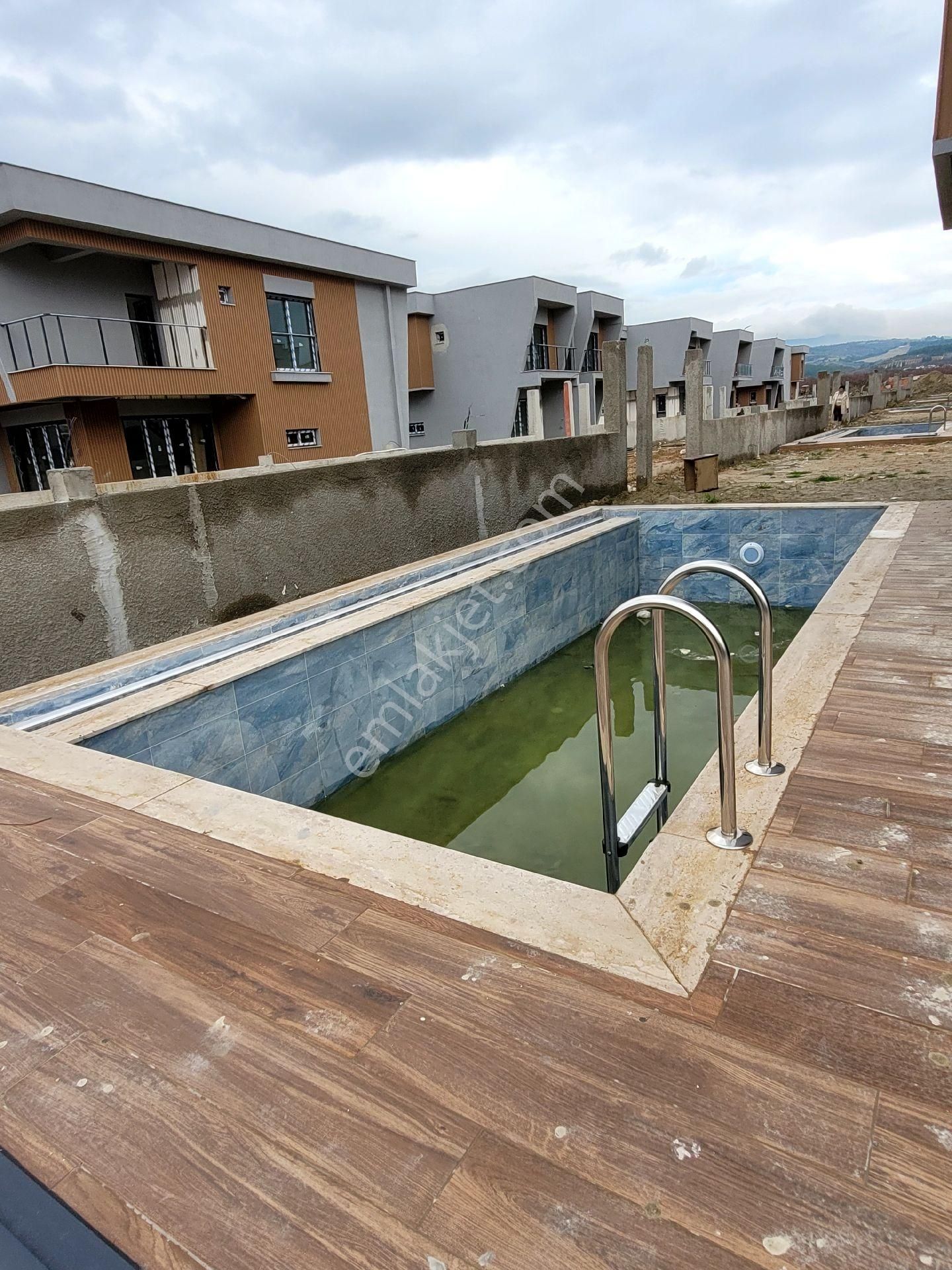 Kuşadası Davutlar Satılık3+1 Villa - Görsel 18