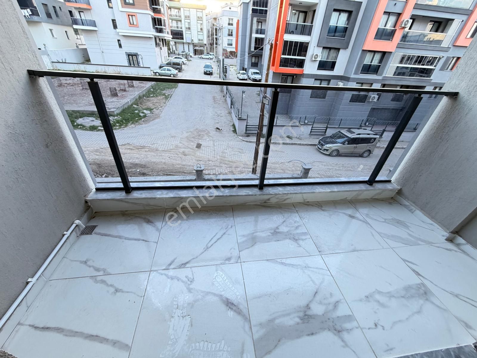 Kredi Sınırı Yok Buca Da Site İçi Balkonlu Sıfır 1+1 Daireler - Görsel 21