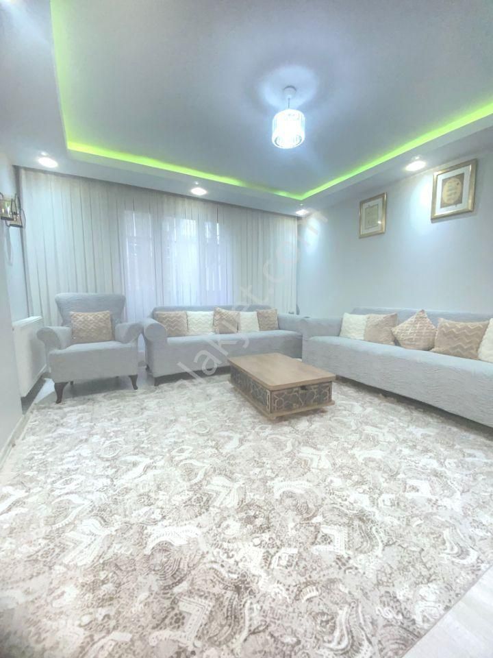 Soğukpınar Mahallesi'nde,2+1 Arakat Daire