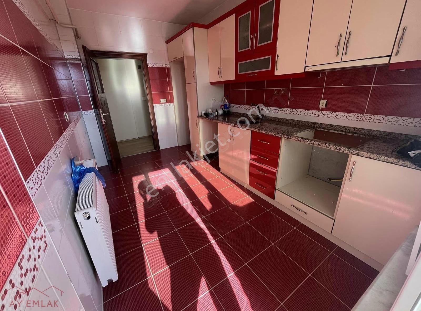 Ay Emlaktan Yalı Mah Merkezde Kiralık 2+1 Mutfak Ayrı Daire. - Görsel 7