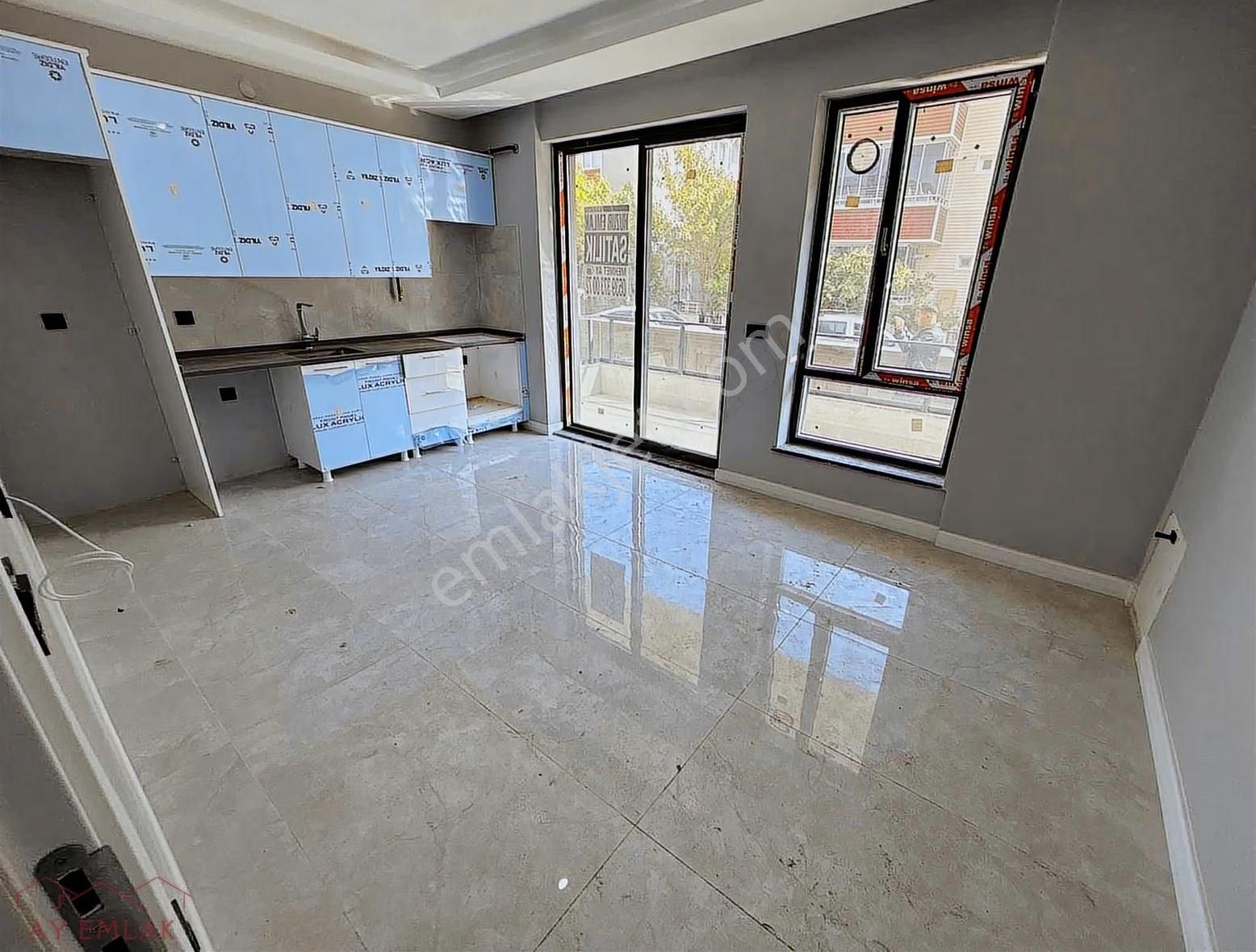 Akkumda Denize Yakın Müstakil Bahçe Kullanımlı 2+1 Lüks Daire - Görsel 4