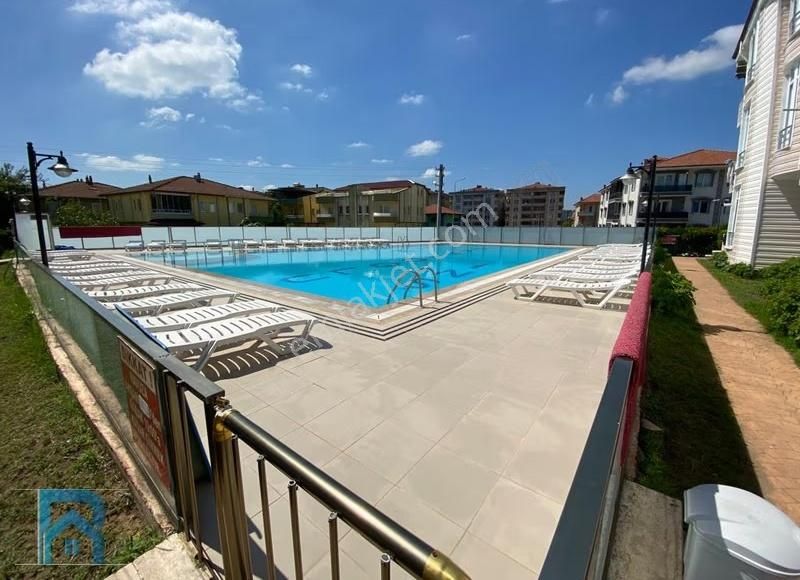 Prestijli Konum | Denize Çok Yakın Havuzlu Ve Güvenlikli Site - Görsel 8