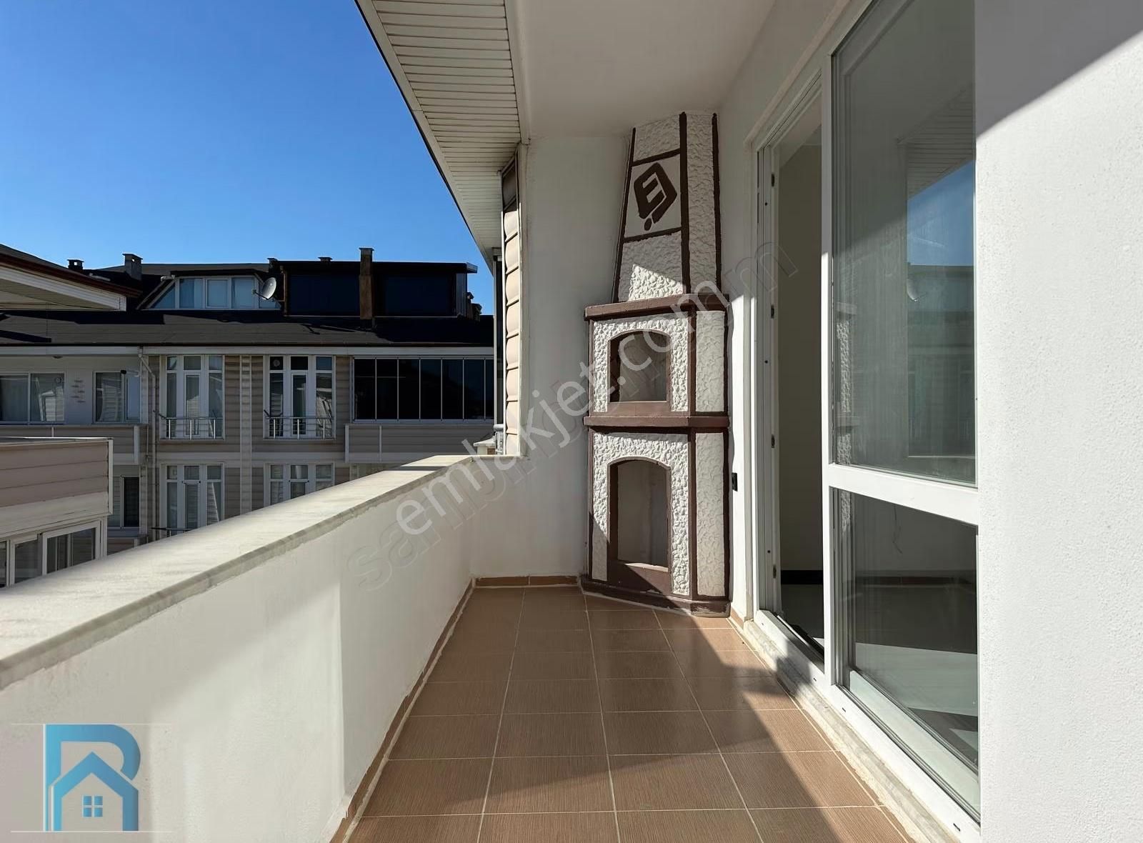 Prestijli Konum | Denize Çok Yakın Havuzlu Ve Güvenlikli Site - Görsel 17