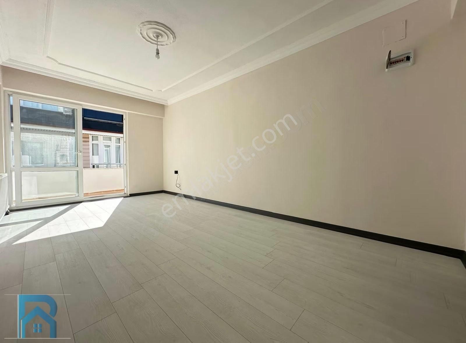 Prestijli Konum | Denize Çok Yakın Havuzlu Ve Güvenlikli Site - Görsel 14