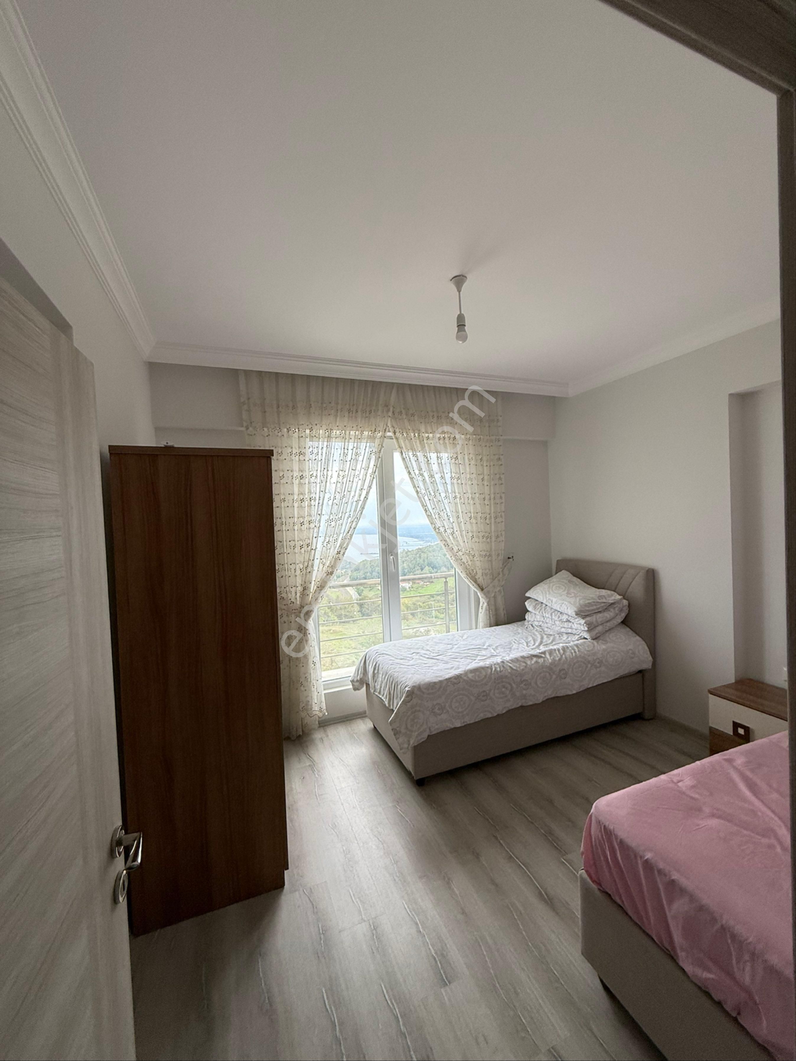 Takaslı Sahibinden 140m² Eşyalı 3+1 Deniz Ve Şehir Manzaralı - Görsel 9