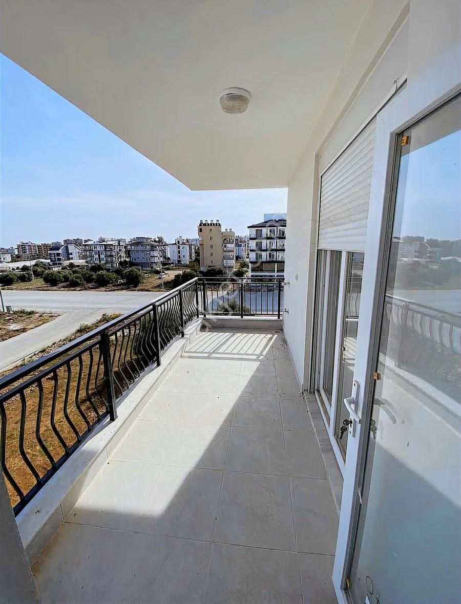 Aydoğmuş Mah Katta Sıfır İskanlı Her Şeyi Ayrı 2+1 - Görsel 8