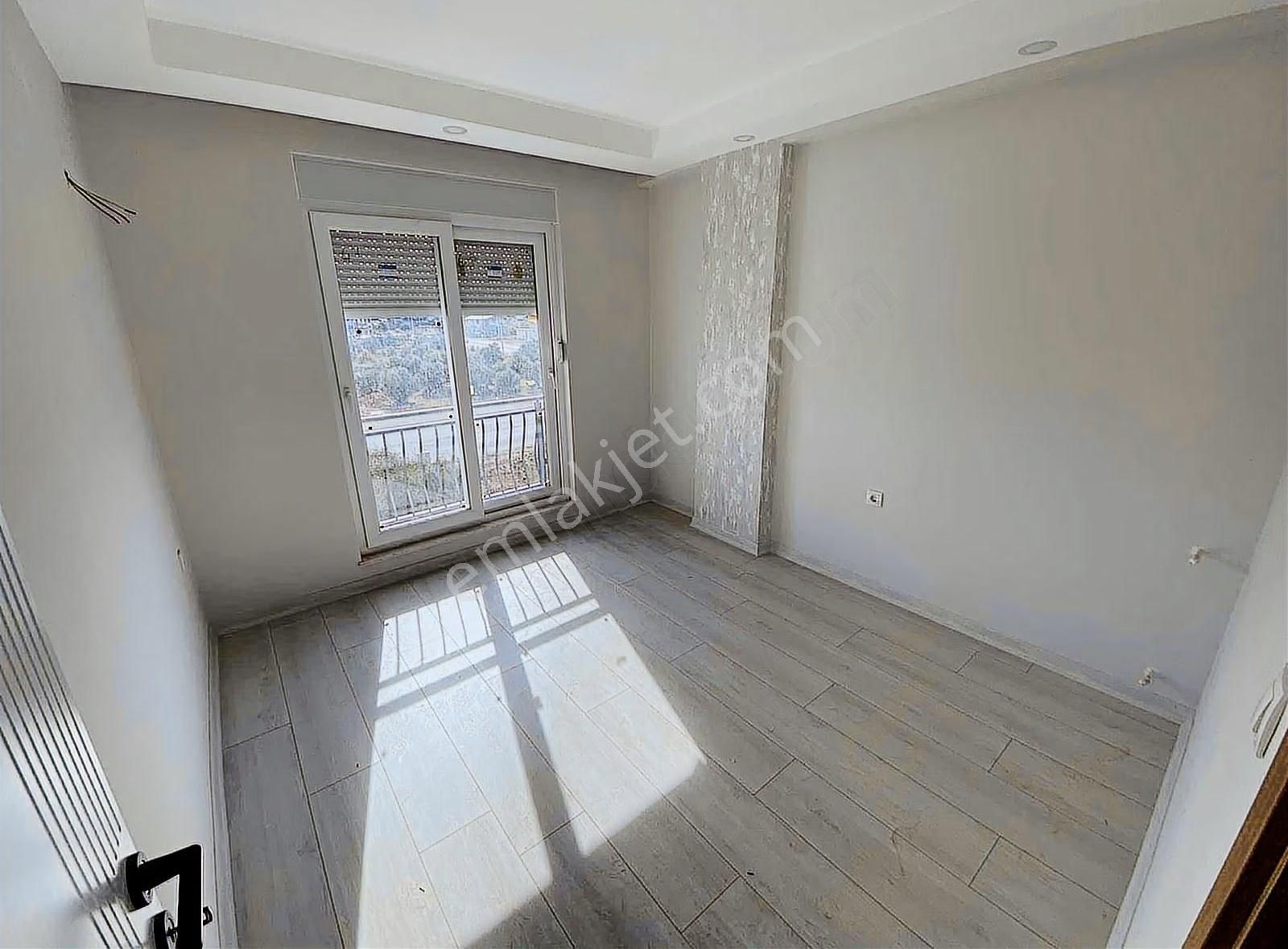 Aydoğmuş Mah Katta Sıfır İskanlı Her Şeyi Ayrı 2+1 - Görsel 5