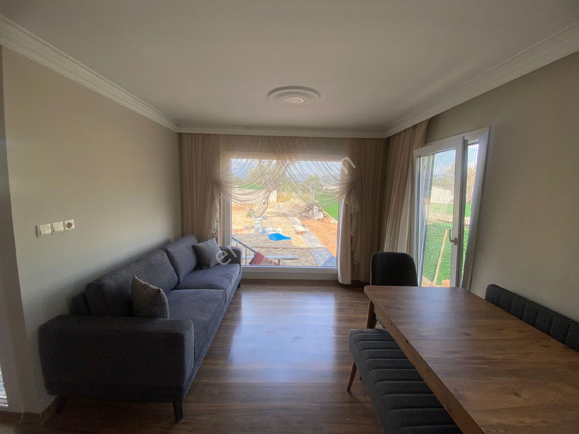 Buca Karacaağaç'ta400m²havuzlu Müstakil Ev Eşyalı Kaçırılmayacak - Görsel 15