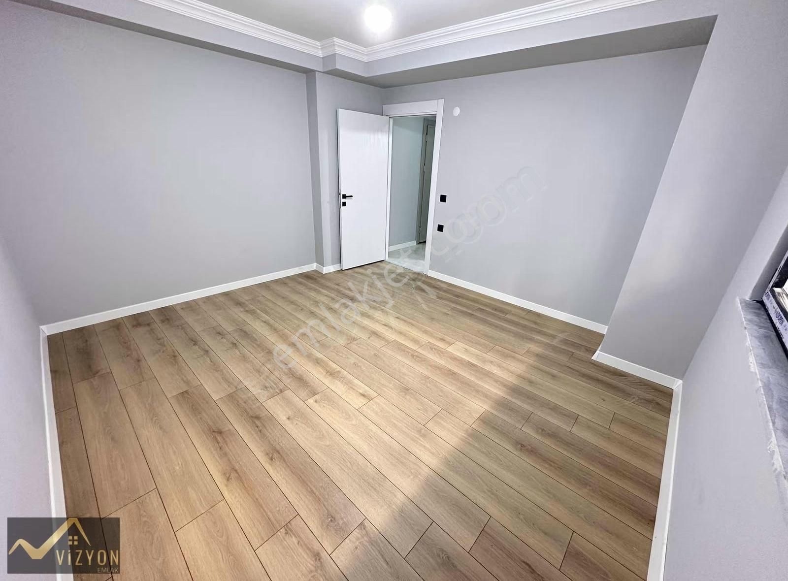 Vizyon Emlak'tan Sahilin Yanı Başında Emniyet Yakını Lüks 2+1 - Görsel 5