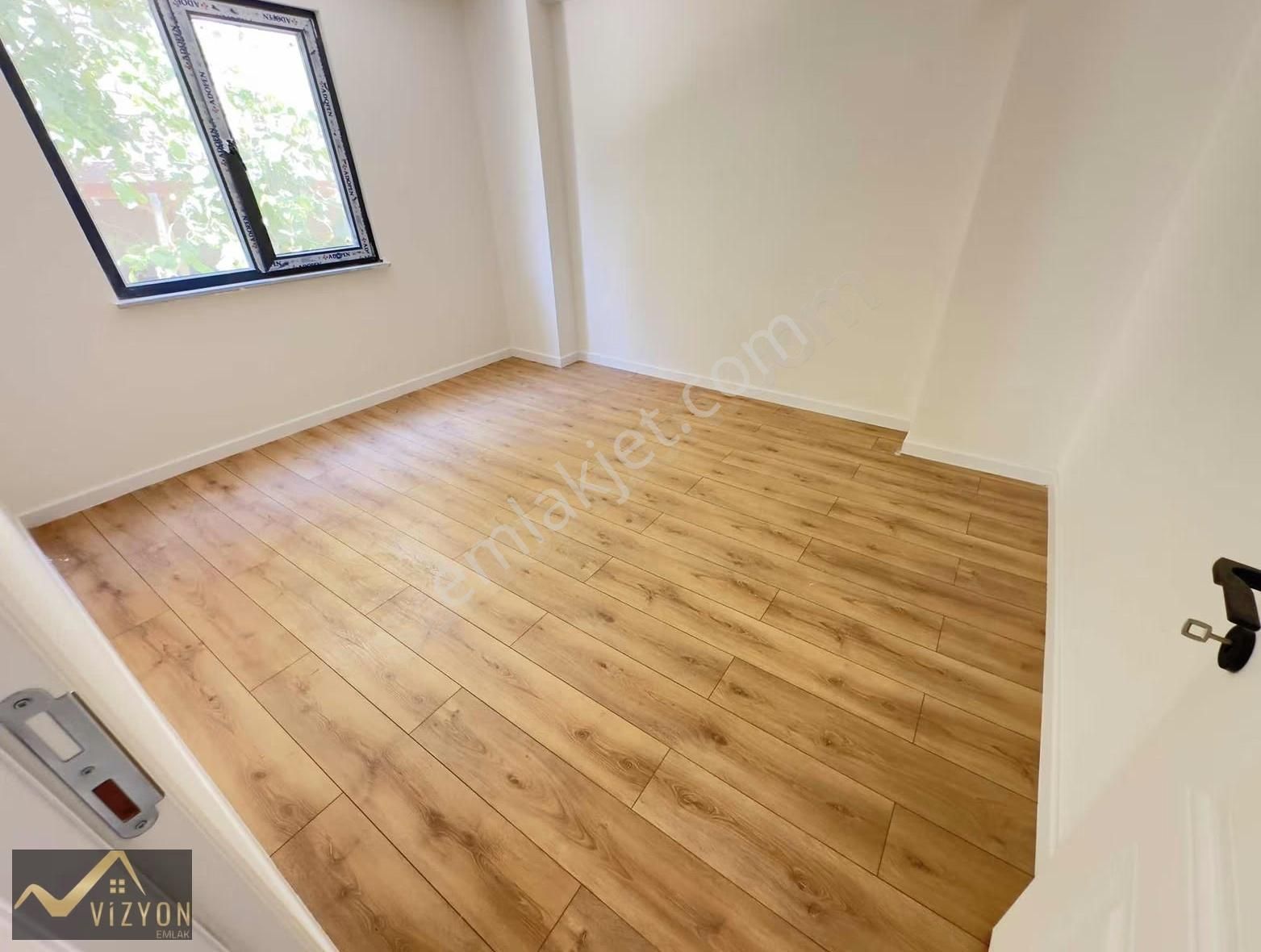 Vizyon Emlak'tan Tuzla Cad Yakını Manzaralı 100m2 3+1 Daire - Görsel 12