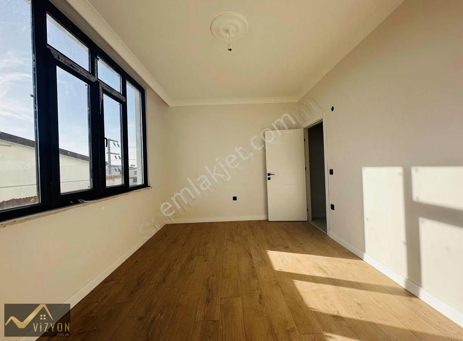 Vizyon Emlak'tan Ful Deniz Ve Köprü Manzaralı 4+1 Lüx Dublex - Görsel 19