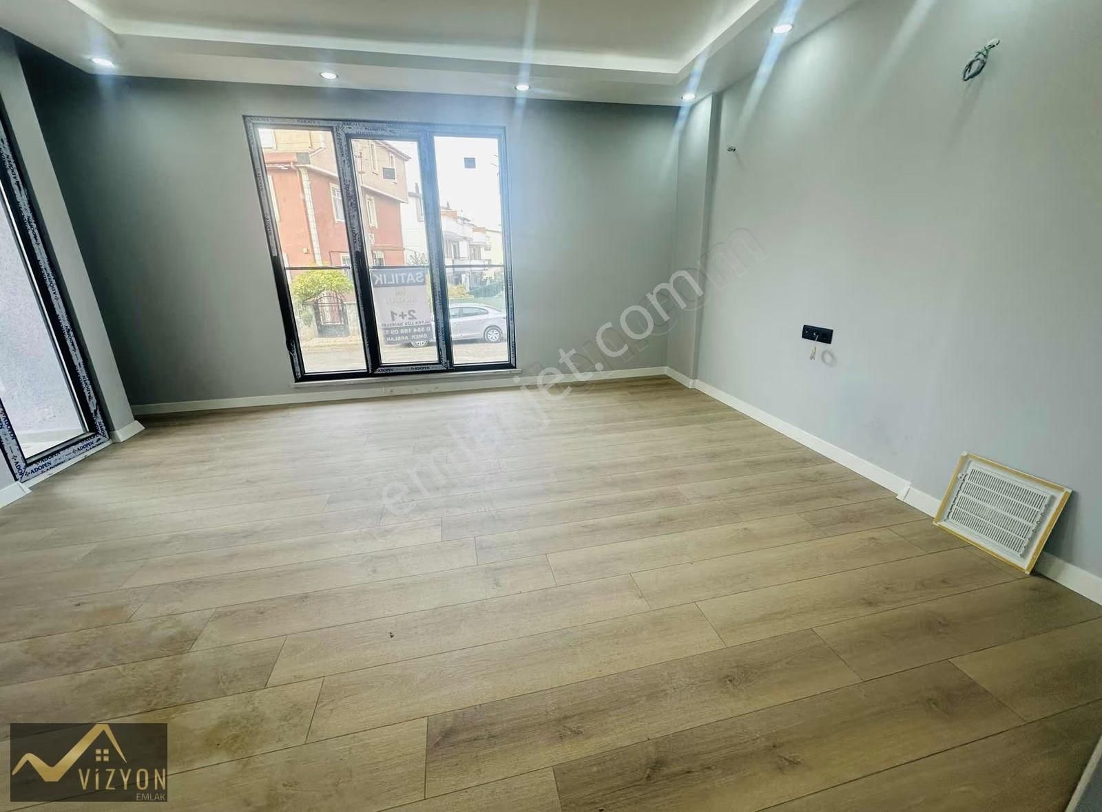 Bayramoğlu Emniyet Ve Hastane Yanı Asansörlü Lüx 90m2 2+1 - Görsel 16