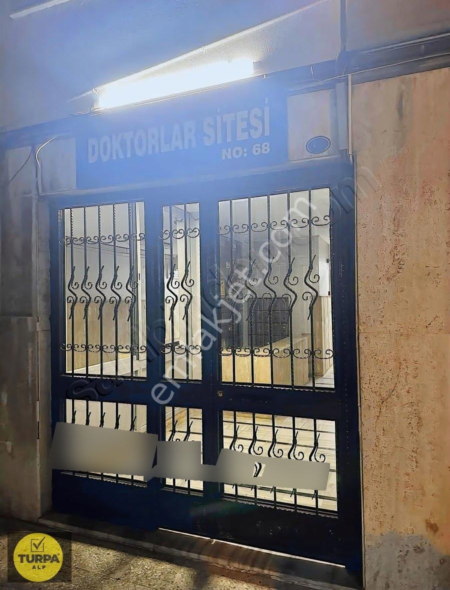 Doktorlar Sitesinde Satılık 2+1 Daire - Görsel 22