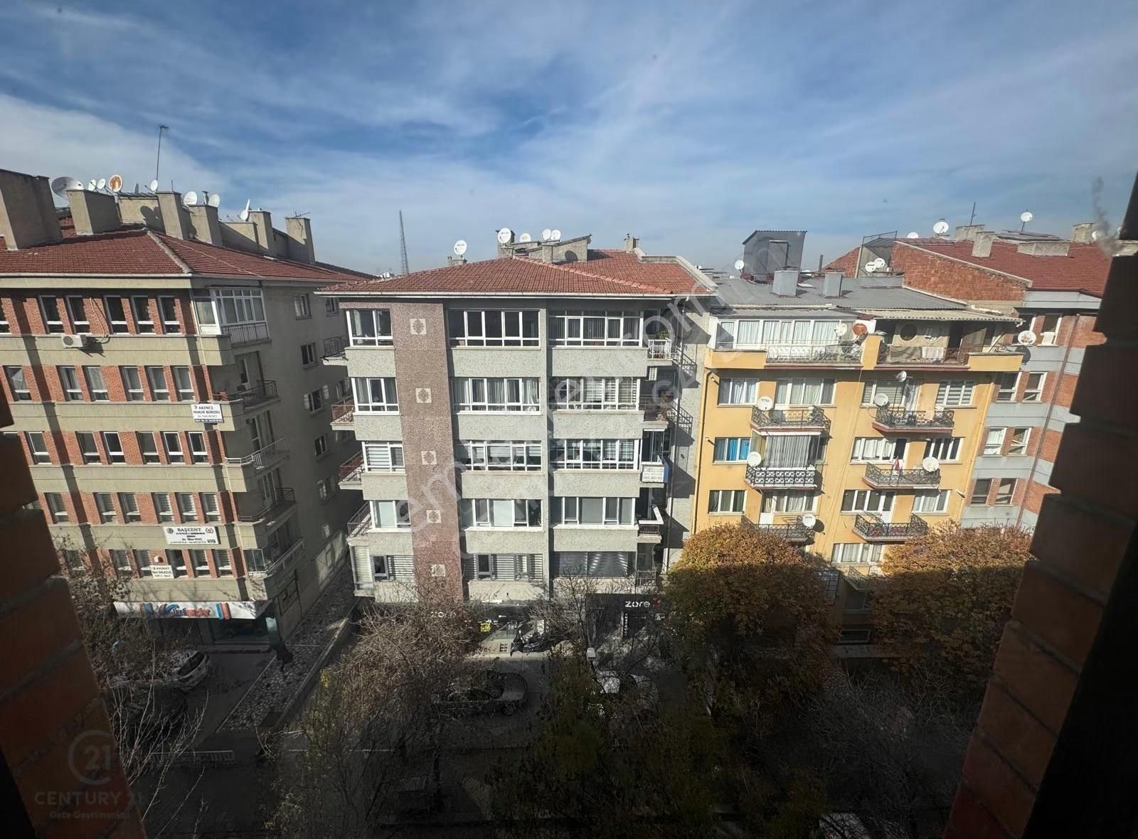 Necatibey Hanımeli Sokak'ta 1+1 Satılık Ofis - Görsel 21