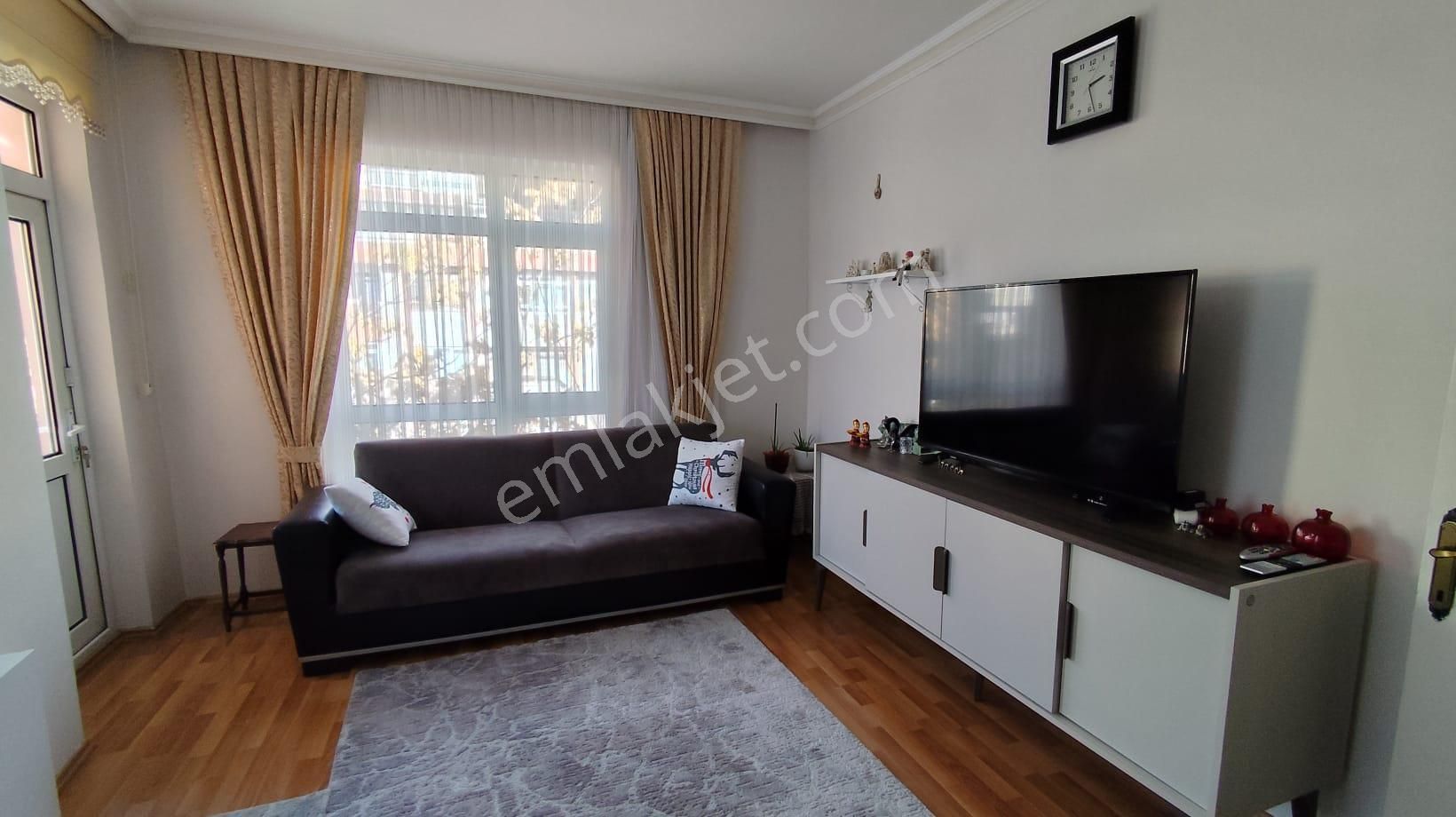 Ergenekon Ödemiş Sokak Yapılı Satılık 3+1 Daire - Görsel 10