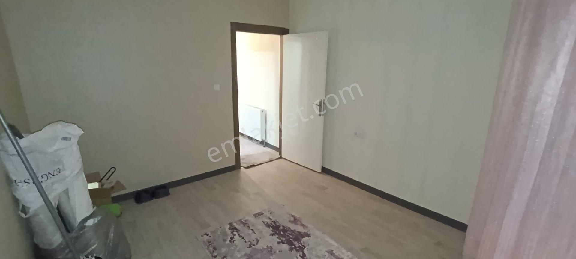 Yükseltepe Mah Satılık 3+1 Yapılı Geniş Ferah Daire Yüksek Giriş - Görsel 11