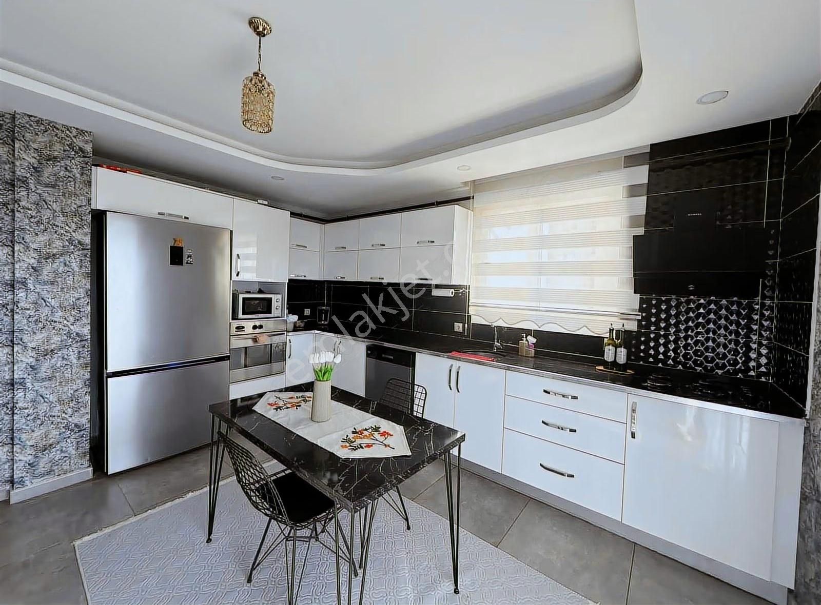 İlim Yolu Üzerinde Satılık Geniş 3+1 Hasarsız - Görsel 9