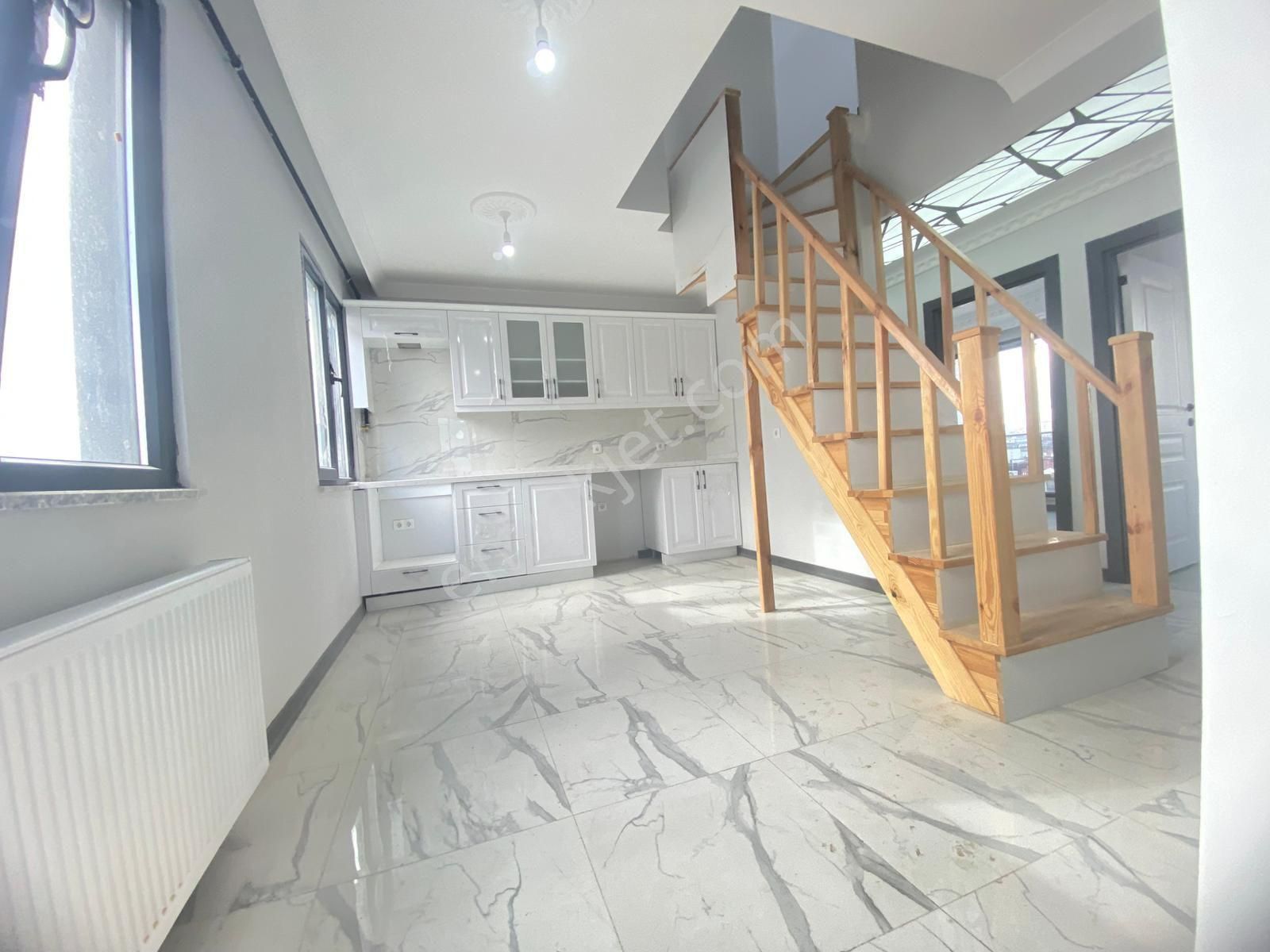 Mimarsinan Mah 3+1 Çift Daire Özelliğinde Çatı Dubleks - Görsel 12