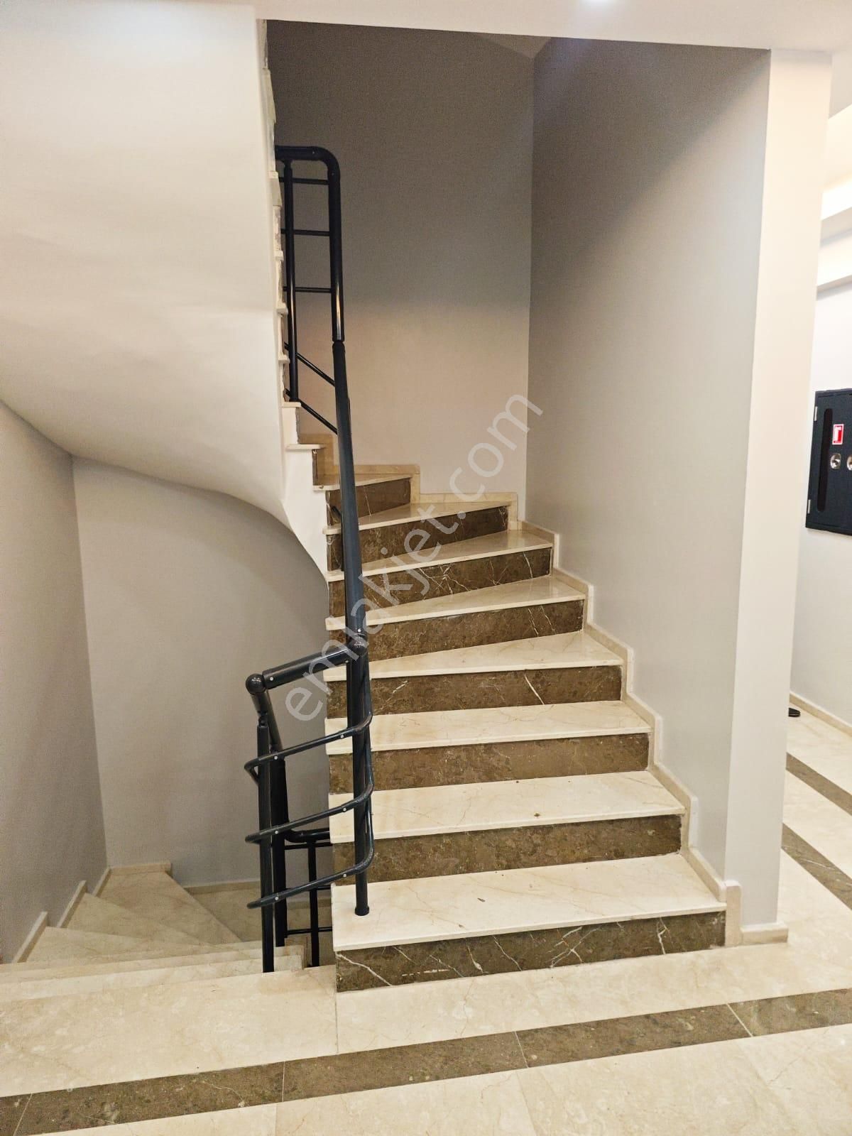 Efsane Nazar Boncuğu Dikili Çandarlı Plaja Kumsala Sıfır 2+1 Daire - Görsel 35