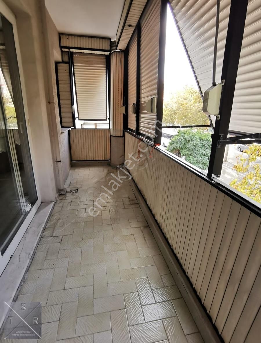 Tsr'den Girne Caddesinde,çift Cepheli Satılık Büyük 3+1 Daire - Görsel 10