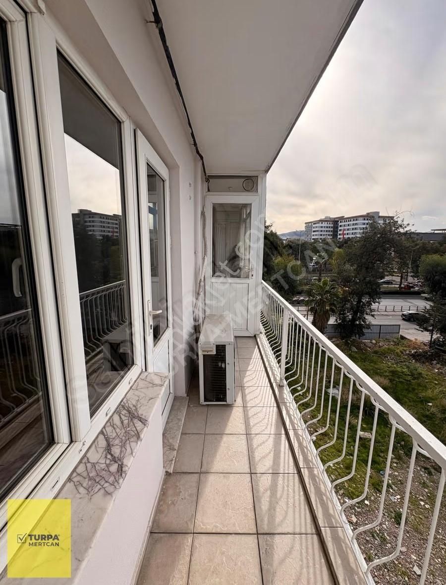 Bayraklı Mansuroğlu Mah.bölge Metro Yanı 2+1 Kiralık Daire - Görsel 8