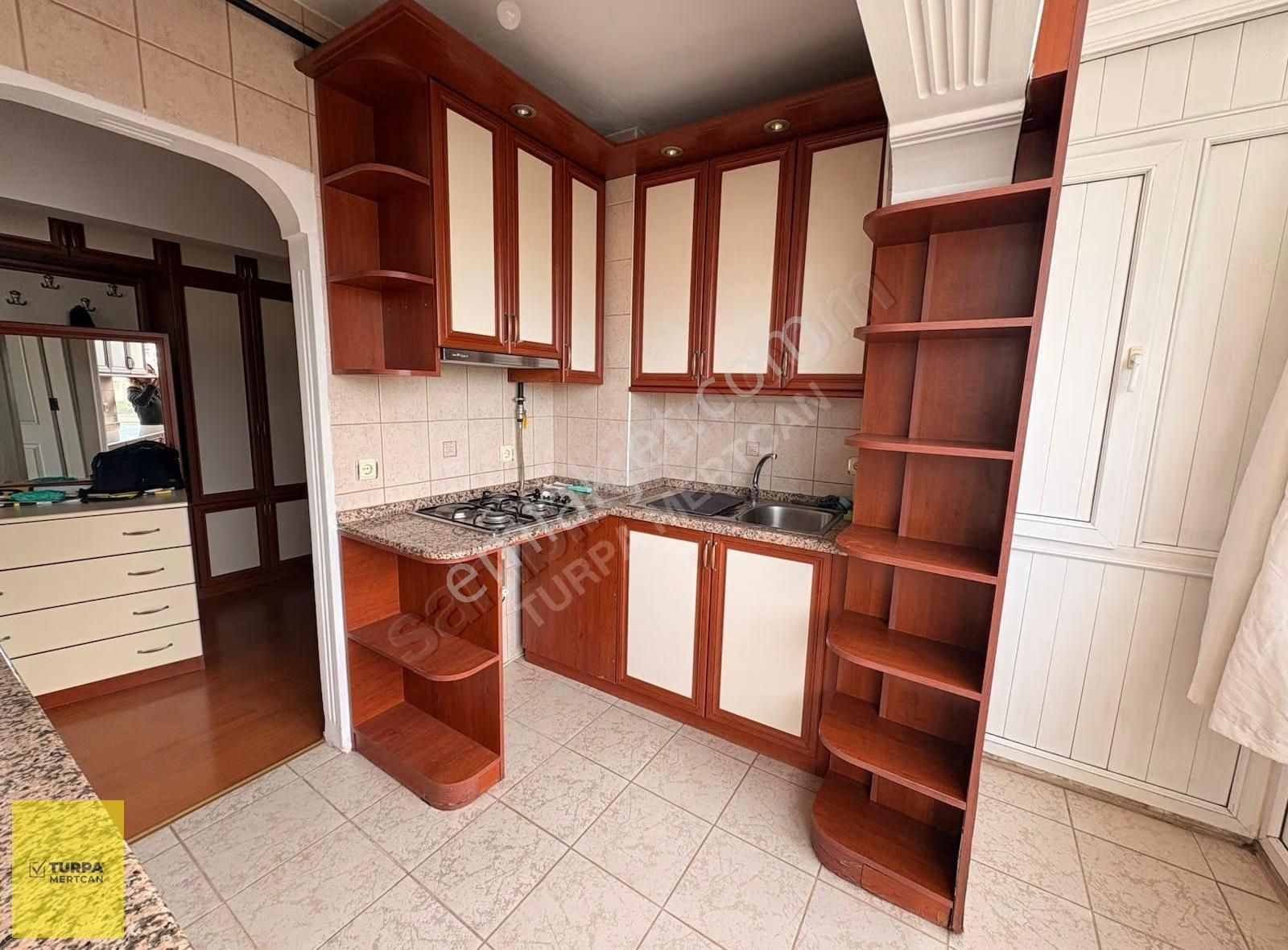 Bayraklı Mansuroğlu Mah.bölge Metro Yanı 2+1 Kiralık Daire - Görsel 9